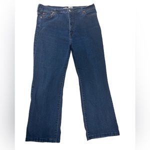 Levi's 512 Perfectly Slimming Sz 18M inseam 28‎ Excellent